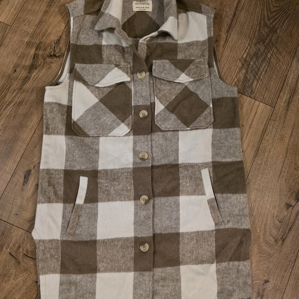 Ashley By 26 International Brown and Cream Plaid Vest